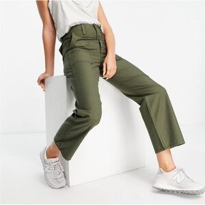 Levi’s Ribcage Olive Green Women's Pants